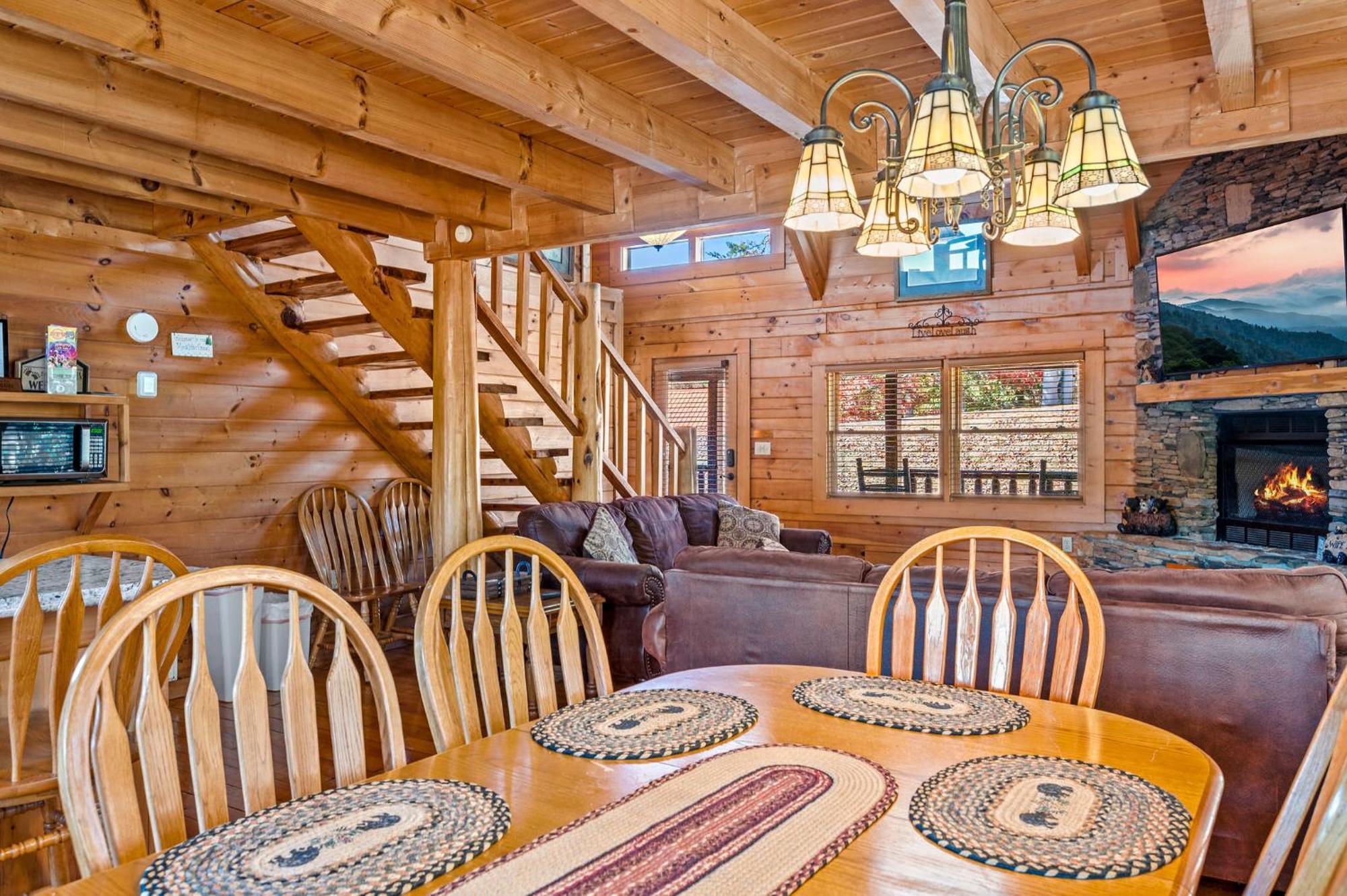Bearfoot Pines - True Log Cabin - Wi-Fi, Hot Tub, Fishing, Deck With Views! - Mins To Pf Sevierville Exterior foto