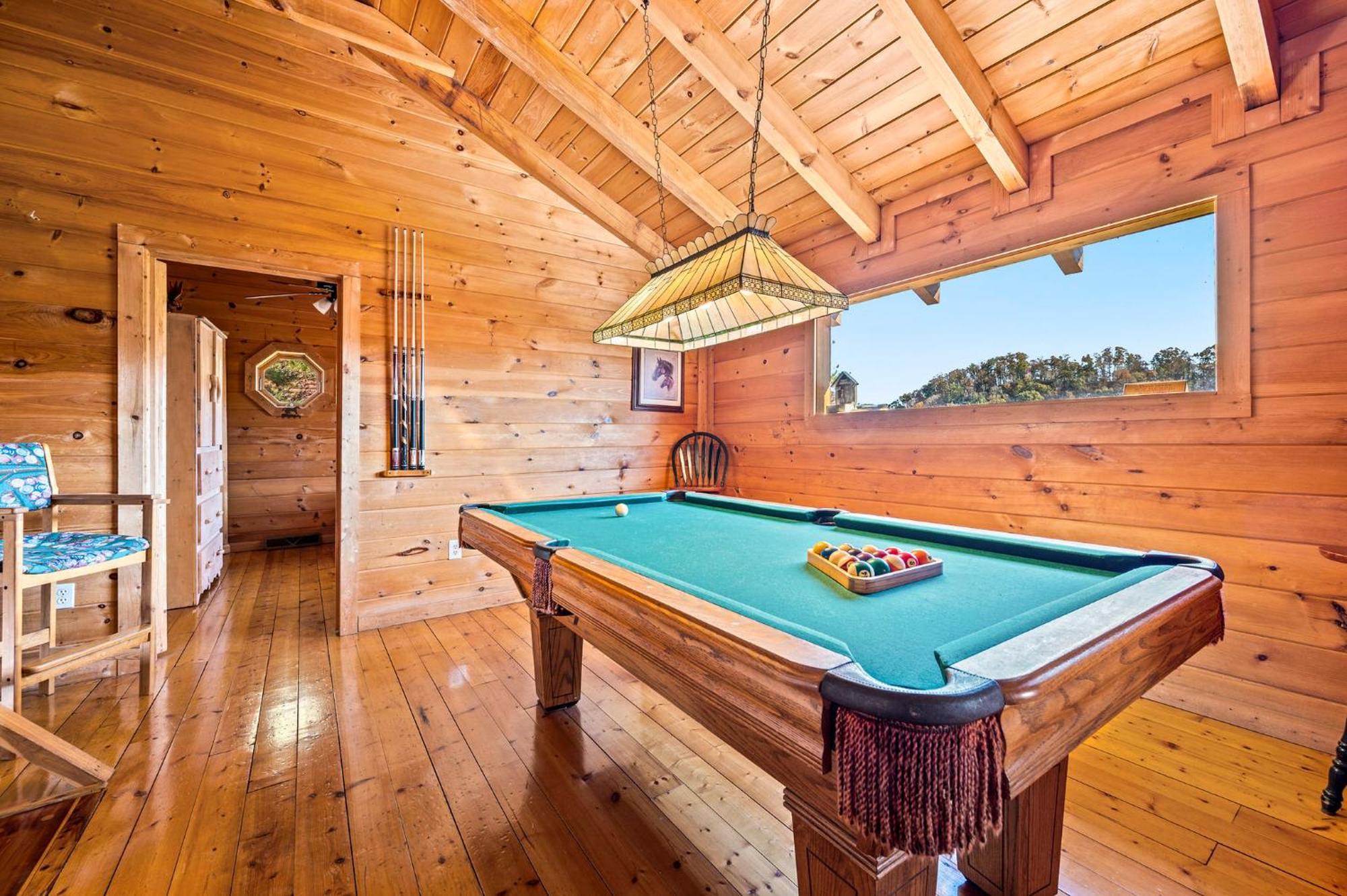 Bearfoot Pines - True Log Cabin - Wi-Fi, Hot Tub, Fishing, Deck With Views! - Mins To Pf Sevierville Exterior foto