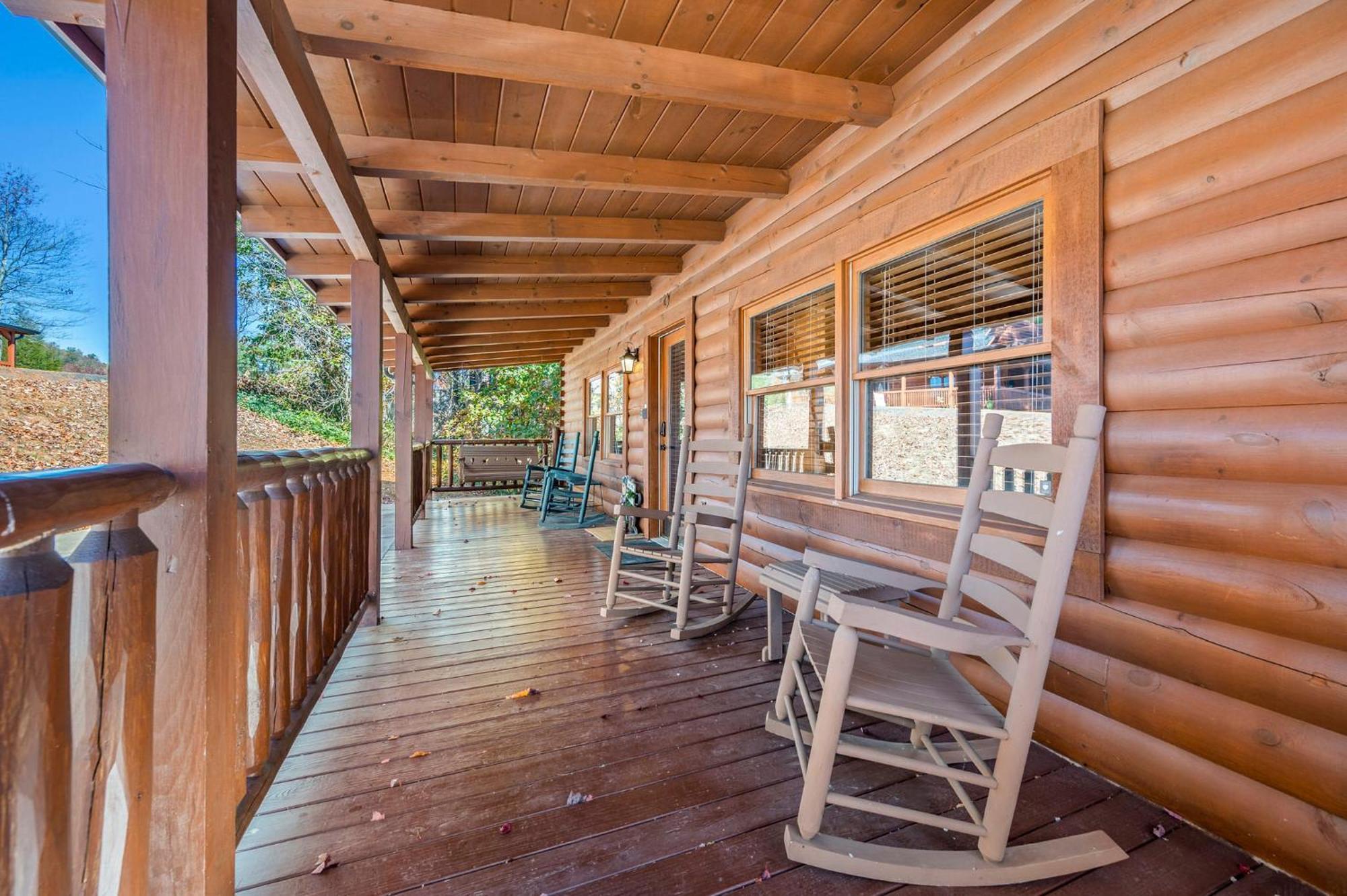 Bearfoot Pines - True Log Cabin - Wi-Fi, Hot Tub, Fishing, Deck With Views! - Mins To Pf Sevierville Exterior foto